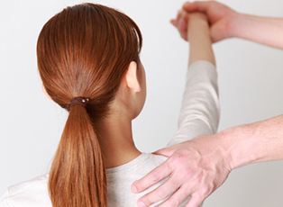 症状の原因をしっかりと分析し、根本的な改善に導きます。