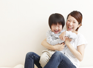 小さい子供やお年寄り、妊婦様の方でも安心して受けられます。